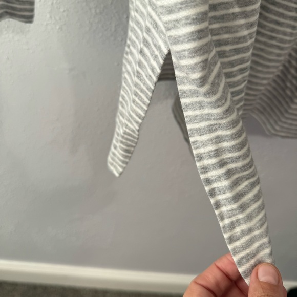 Eileen Fisher grey white tunic tee size medium - Picture 5 of 6